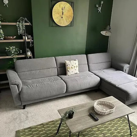 בית נופש Three Storey Clifton Town House בריסטול