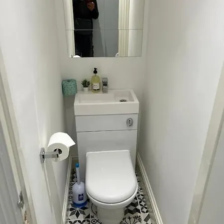 Three Storey Clifton Town House בית נופש בריסטול