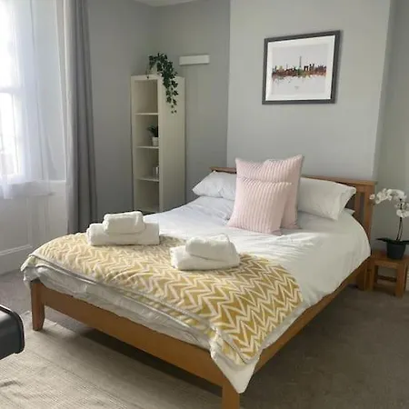 Three Storey Clifton Town House Bristol