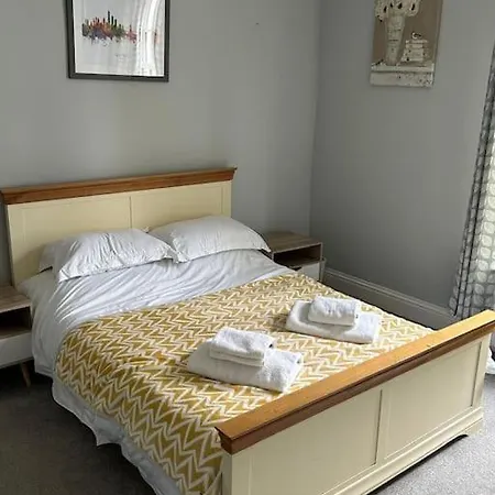 Prázdninový dům Three Storey Clifton Town House