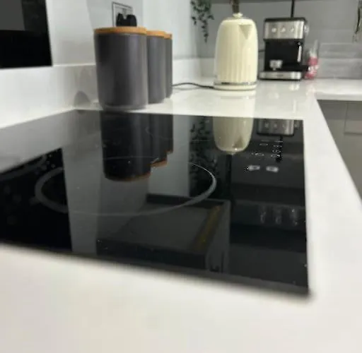 펜션 Three Storey Clifton Town House