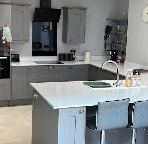 Three Storey Clifton Town House * Bristol