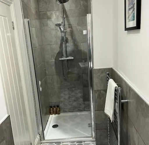 Three Storey Clifton Town House